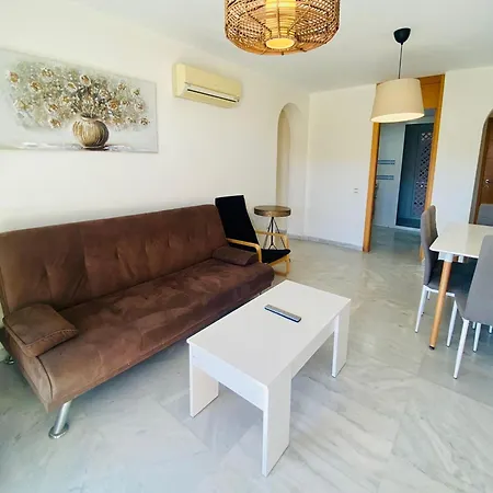 Romantic In El Ejido With Garden